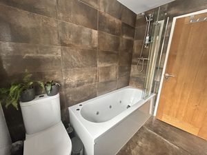 Photo 17- click for photo gallery